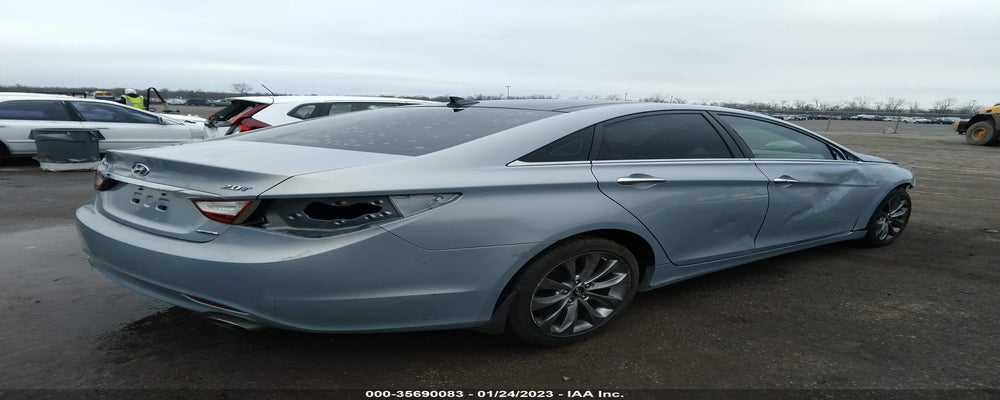 5NPEC4AB7CH365593 2012 HYUNDAI SONATA photo no. 4