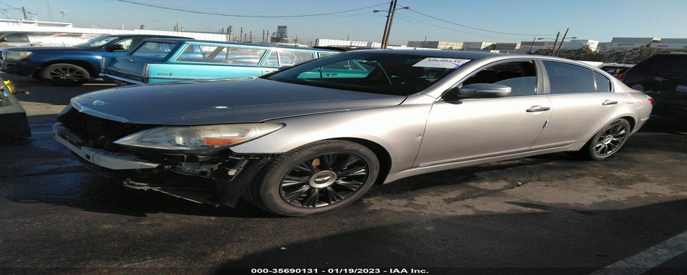 KMHGC4DE7BU124499 2011 HYUNDAI GENESIS photo no. 2