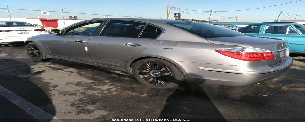 KMHGC4DE7BU124499 2011 HYUNDAI GENESIS photo no. 3