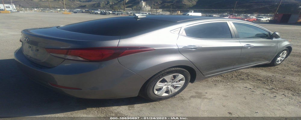 KMHDH4AE5GU646046 2016 HYUNDAI ELANTRA photo no. 4