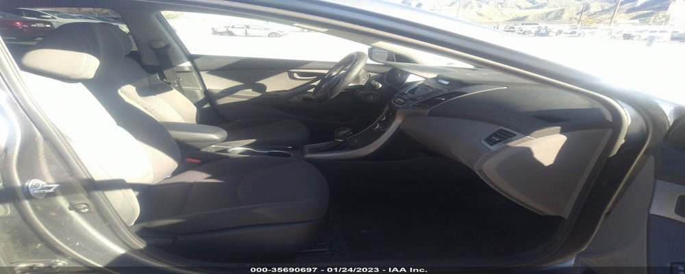 KMHDH4AE5GU646046 2016 HYUNDAI ELANTRA photo no. 5
