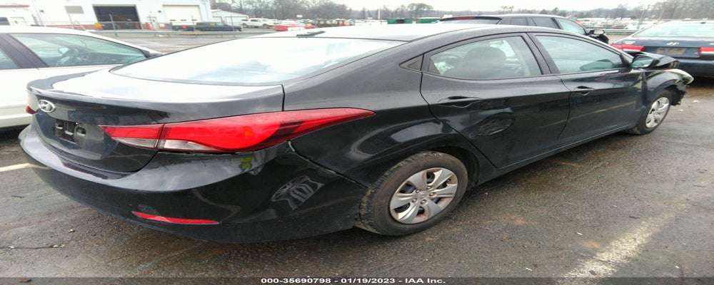 5NPDH4AE8GH758127 2016 HYUNDAI ELANTRA photo no. 4
