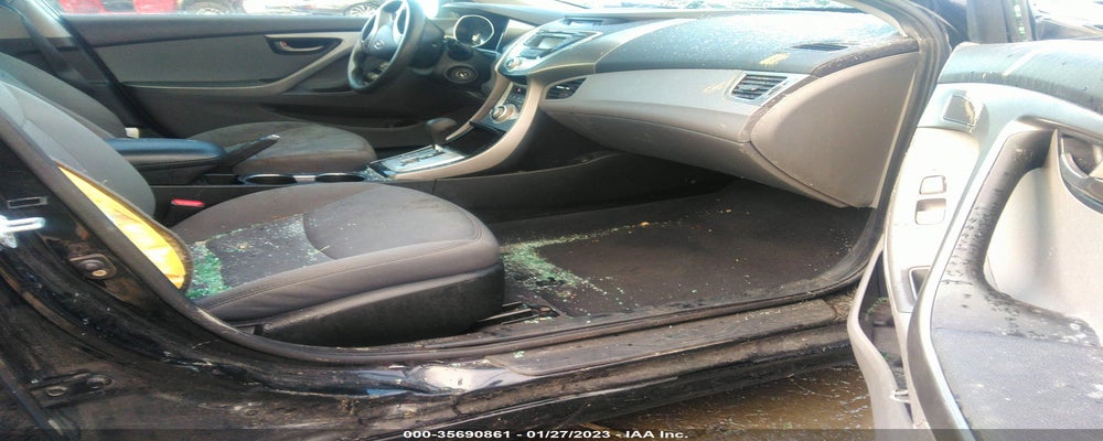 5NPDH4AE6CH068807 2012 HYUNDAI ELANTRA photo no. 5