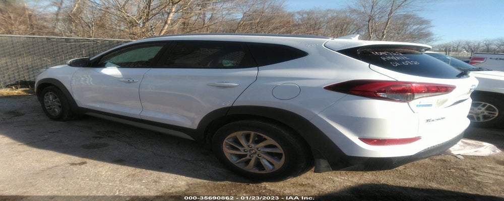 KM8J33A4XJU803709 2018 HYUNDAI TUCSON photo no. 3