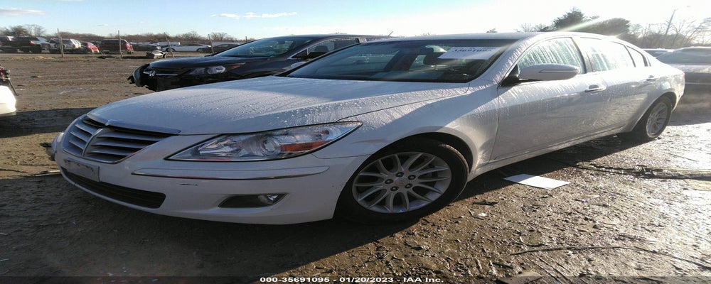 KMHGC4DE3AU087515 2010 HYUNDAI GENESIS photo no. 2