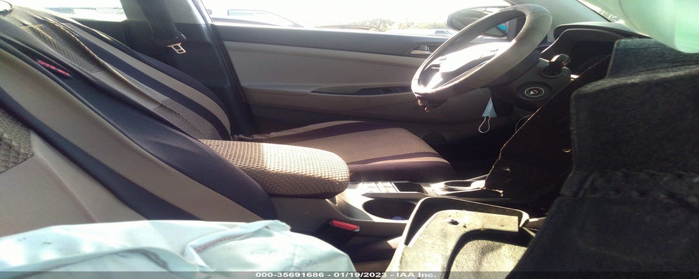 KM8J33A28HU333057 2017 HYUNDAI TUCSON photo no. 5