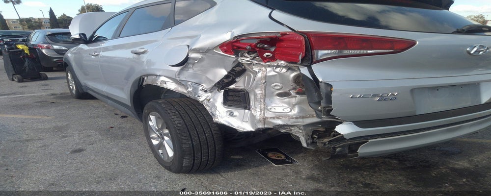KM8J33A28HU333057 2017 HYUNDAI TUCSON photo no. 6