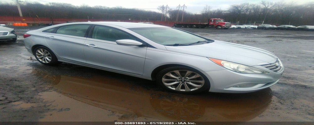 5NPEC4AC5BH039587 2011 HYUNDAI SONATA photo no. 1
