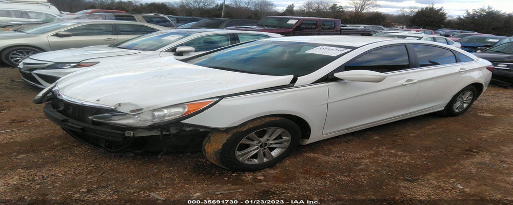 5NPEB4AC4DH712620 2013 HYUNDAI SONATA photo no. 2