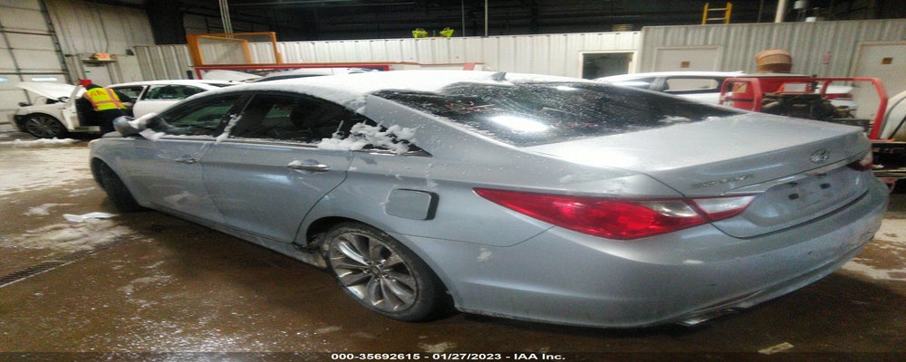 5NPEC4AC8BH054536 2011 HYUNDAI SONATA photo no. 3