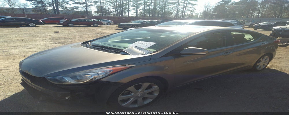 5NPDH4AE8DH223858 2013 HYUNDAI ELANTRA photo no. 2