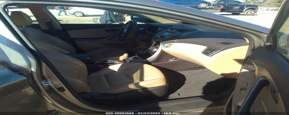 5NPDH4AE8DH223858 2013 HYUNDAI ELANTRA photo no. 5