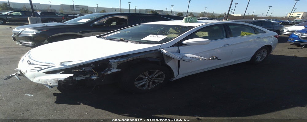 5NPEB4AC2DH572096 2013 HYUNDAI SONATA photo no. 2