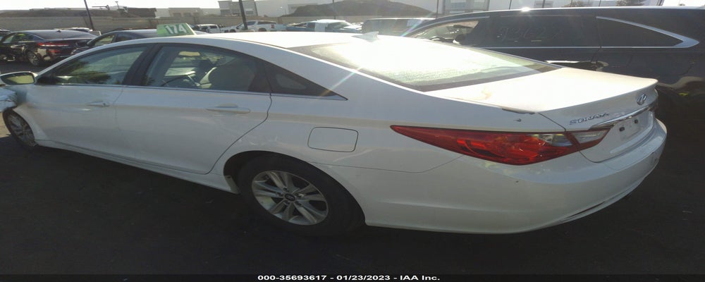 5NPEB4AC2DH572096 2013 HYUNDAI SONATA photo no. 3