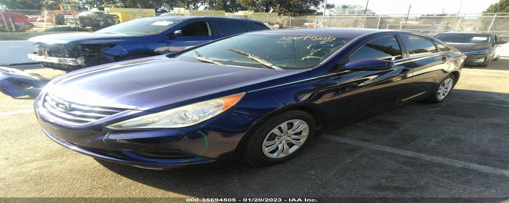 5NPEB4AC2DH529622 2013 HYUNDAI SONATA photo no. 2