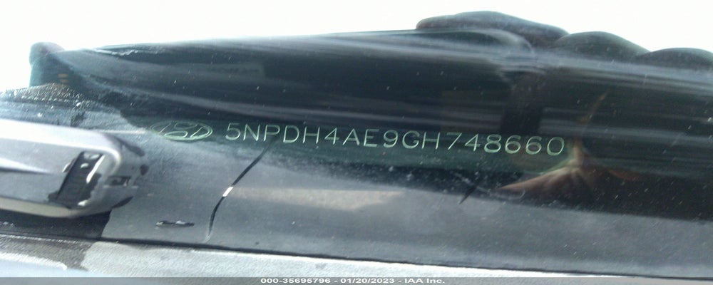 5NPDH4AE9GH748660 2016 HYUNDAI ELANTRA photo no. 9