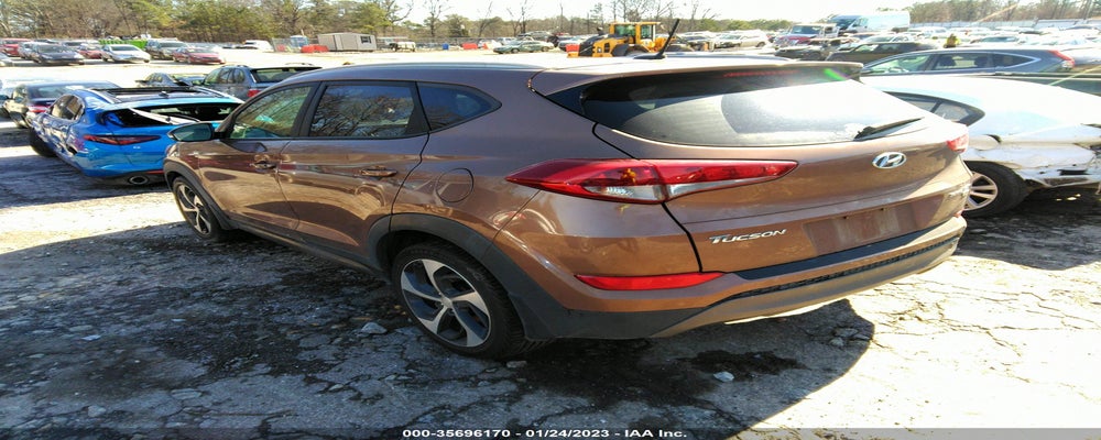 KM8J3CA2XGU182401 2016 HYUNDAI TUCSON photo no. 3