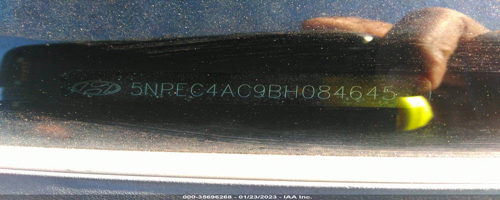 5NPEC4AC9BH084645 2011 HYUNDAI SONATA photo no. 9