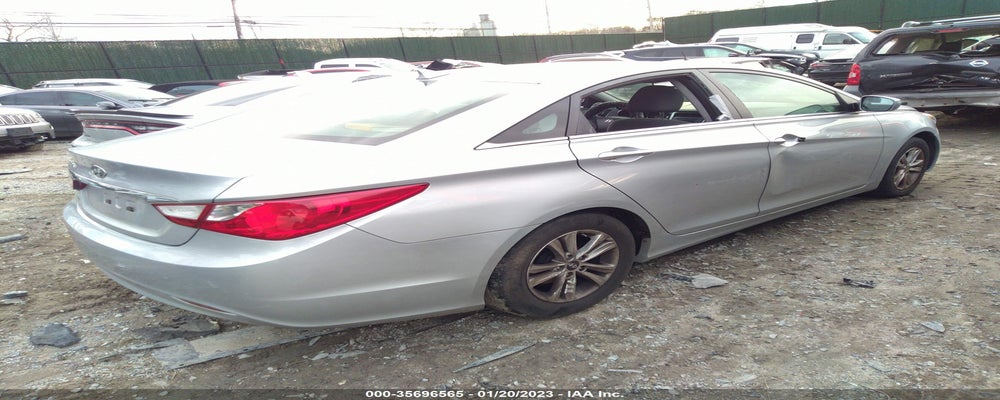 5NPEB4AC2DH713250 2013 HYUNDAI SONATA photo no. 4