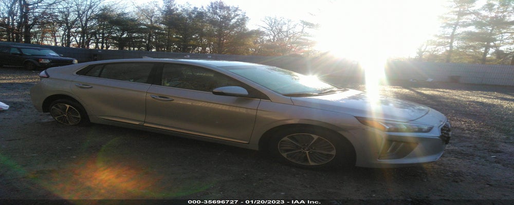 KMHC75LD8MU261410 2021 HYUNDAI IONIQ PLUG-IN HYBRID photo no. 4