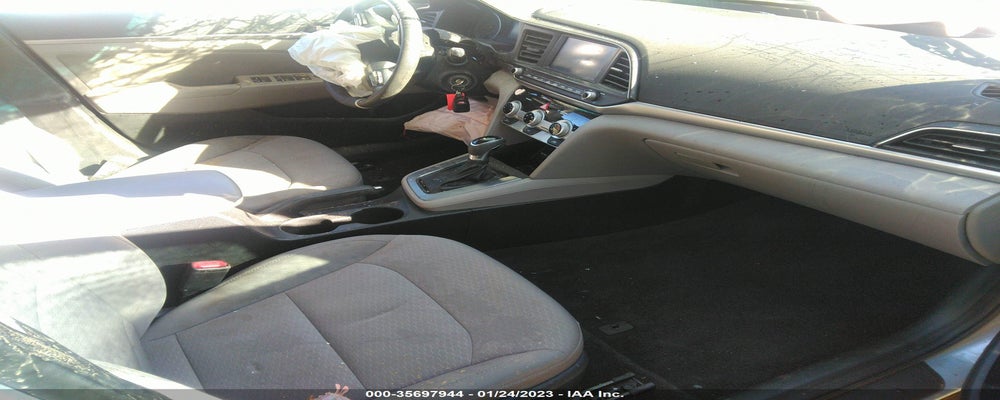 5NPD84LF8KH443083 2019 HYUNDAI ELANTRA photo no. 5