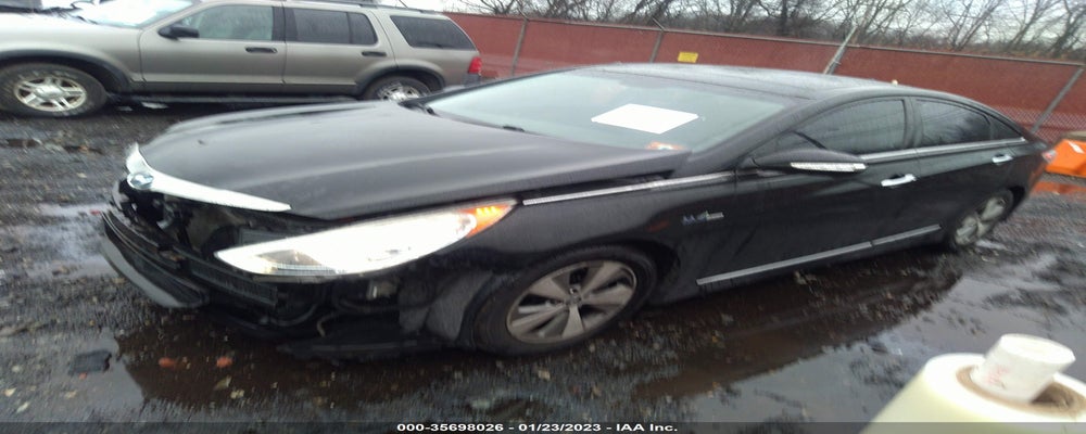 KMHEC4A48BA015697 2011 HYUNDAI SONATA photo no. 2