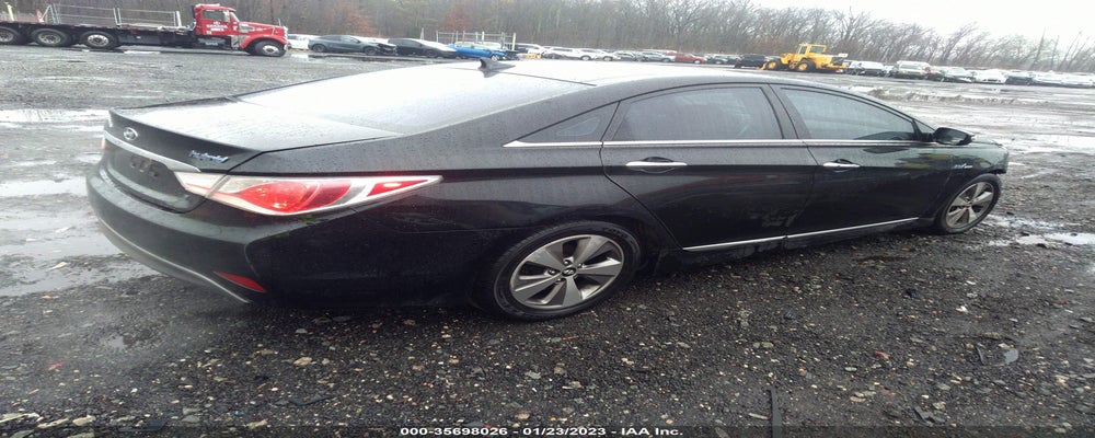 KMHEC4A48BA015697 2011 HYUNDAI SONATA photo no. 4