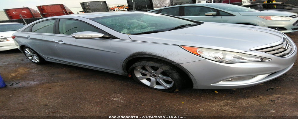 5NPEC4AB4BH252697 2011 HYUNDAI SONATA photo no. 6