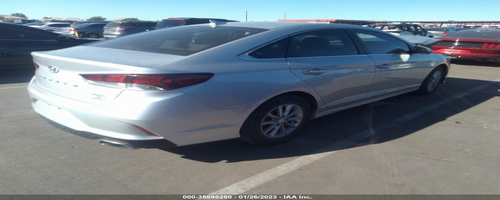 5NPE24AF4JH623720 2018 HYUNDAI SONATA photo no. 4