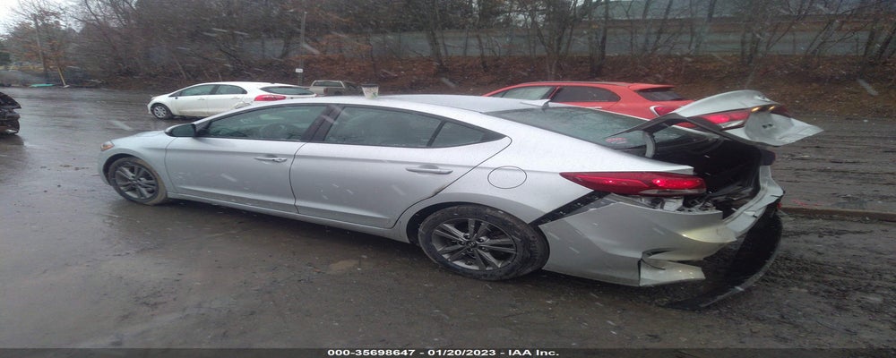 5NPD84LF6JH321062 2018 HYUNDAI ELANTRA photo no. 3