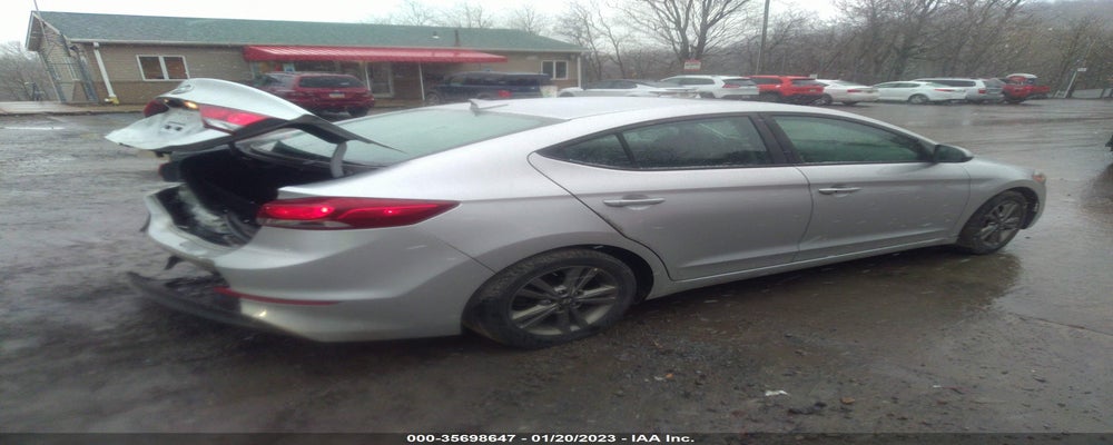 5NPD84LF6JH321062 2018 HYUNDAI ELANTRA photo no. 4