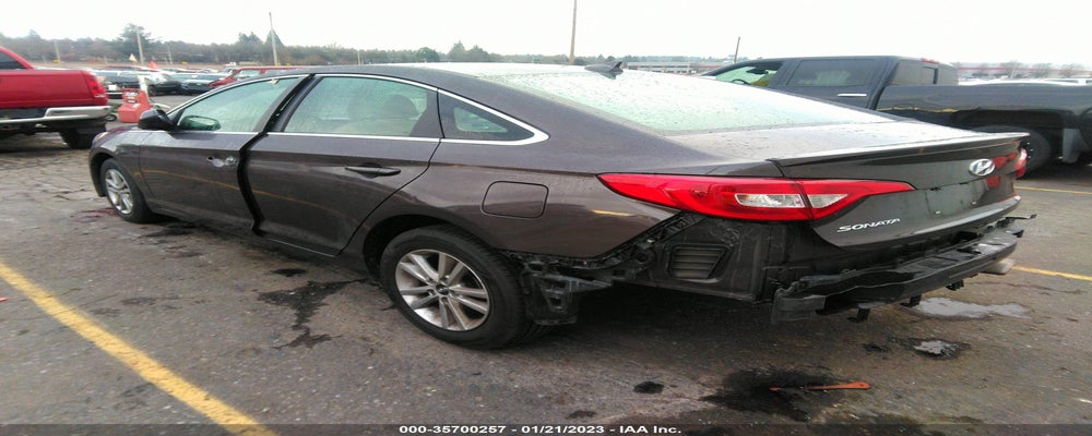5NPE24AF8FH117668 2015 HYUNDAI SONATA photo no. 3