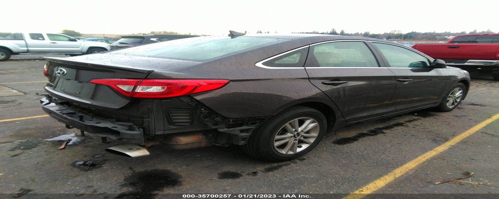 5NPE24AF8FH117668 2015 HYUNDAI SONATA photo no. 4