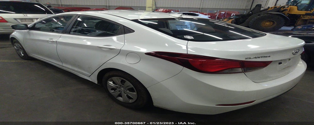 5NPDH4AE7GH739844 2016 HYUNDAI ELANTRA photo no. 3