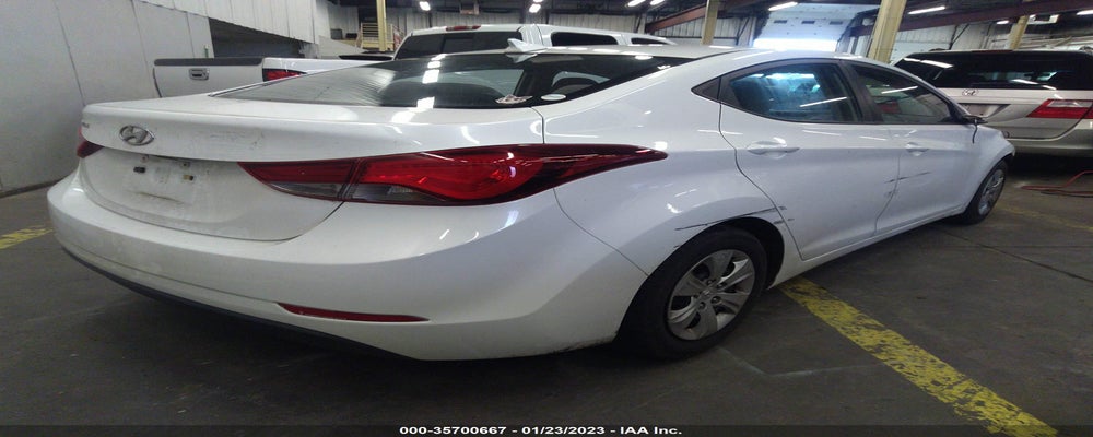 5NPDH4AE7GH739844 2016 HYUNDAI ELANTRA photo no. 4