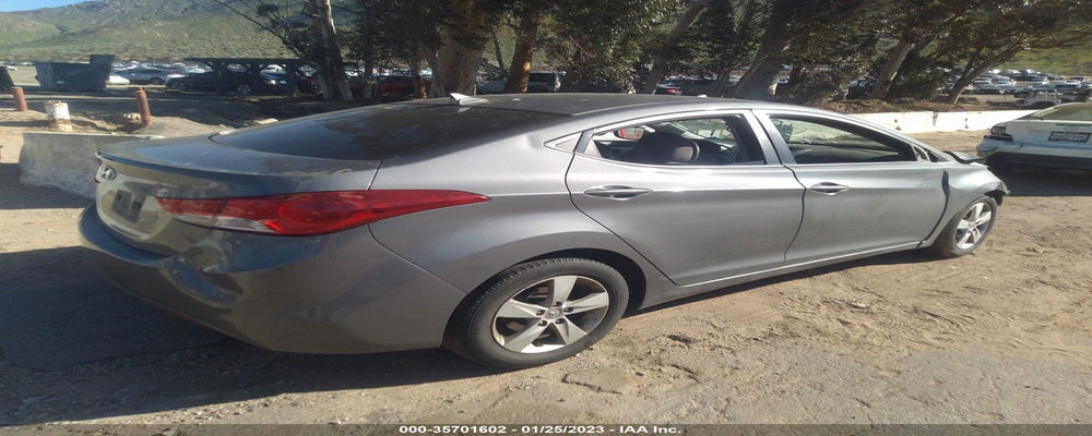 5NPDH4AE4DH366130 2013 HYUNDAI ELANTRA photo no. 4