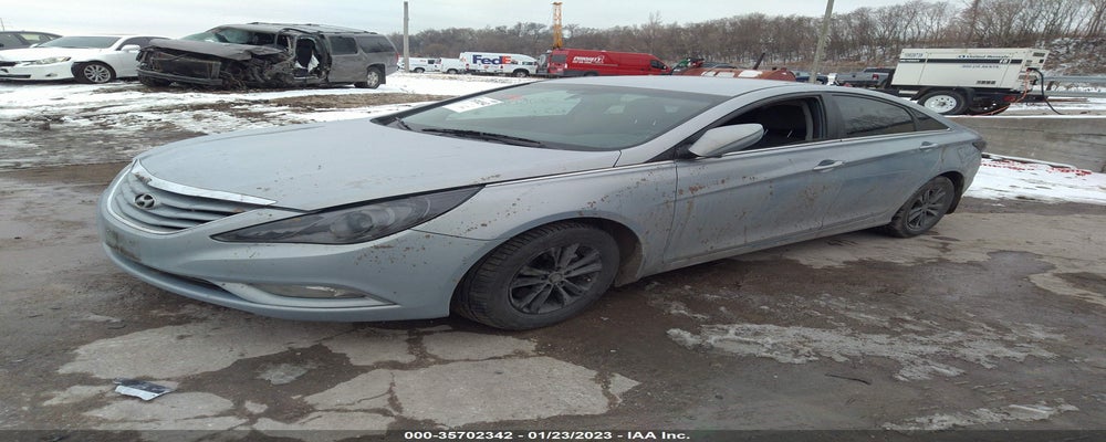 5NPEB4AC2DH551636 2013 HYUNDAI SONATA photo no. 2