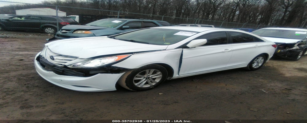 5NPEB4AC5DH645929 2013 HYUNDAI SONATA photo no. 2