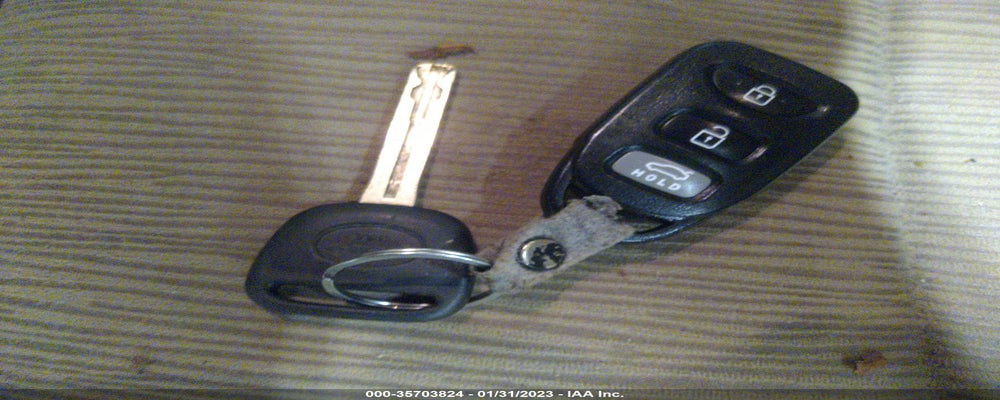 5NPEB4AC0DH768182 2013 HYUNDAI SONATA photo no. 11