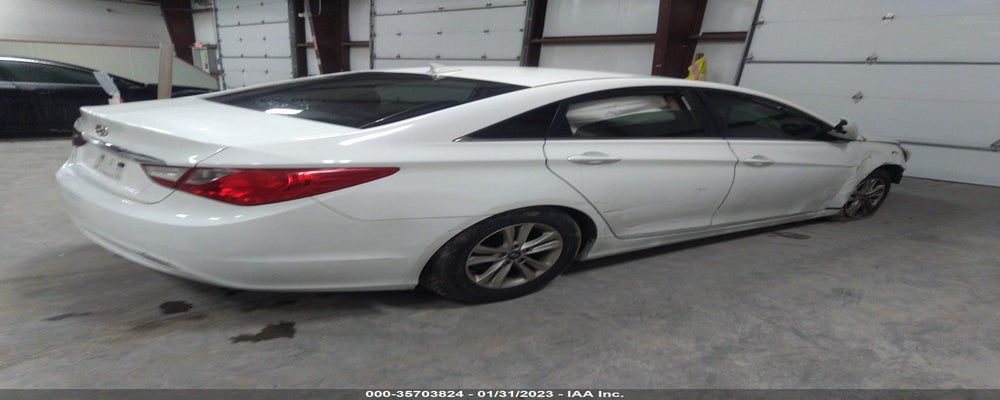 5NPEB4AC0DH768182 2013 HYUNDAI SONATA photo no. 4