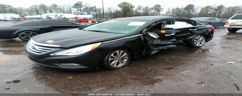 5NPEC4AC7EH835665 2014 HYUNDAI SONATA photo no. 2