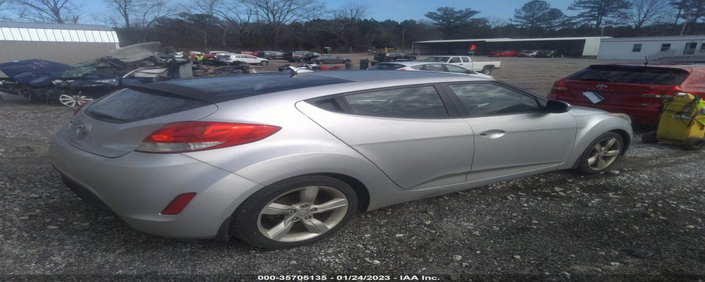 KMHTC6AD8CU072453 2012 HYUNDAI VELOSTER photo no. 4