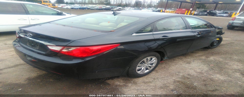 5NPEB4AC8CH318908 2012 HYUNDAI SONATA photo no. 4