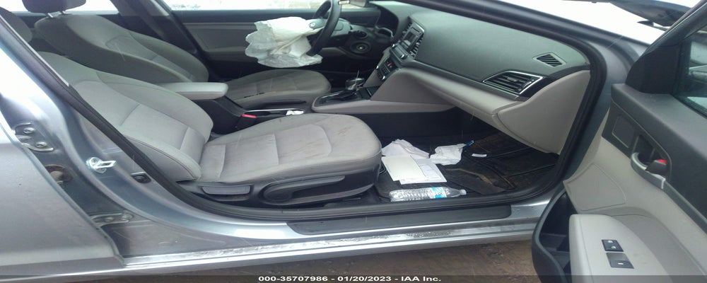 5NPD74LF4HH080079 2017 HYUNDAI ELANTRA photo no. 5