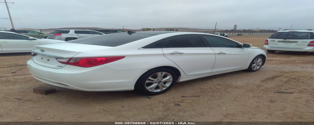5NPEC4AC5CH433575 2012 HYUNDAI SONATA photo no. 4