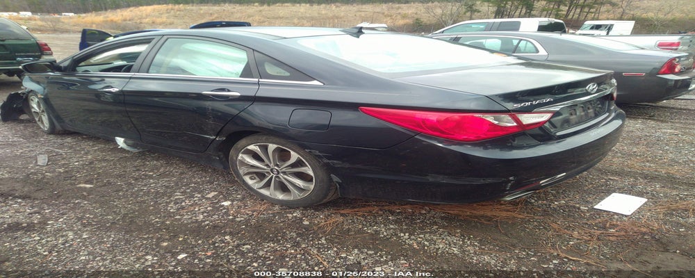 5NPEC4AB8DH648828 2013 HYUNDAI SONATA photo no. 3