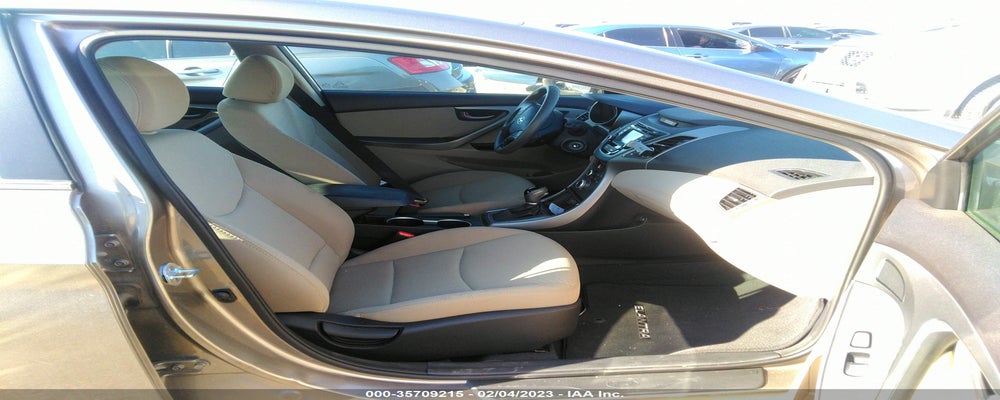 5NPDH4AE0FH583998 2015 HYUNDAI ELANTRA photo no. 5