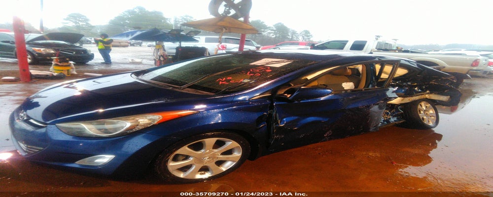 KMHDH4AEXDU520518 2013 HYUNDAI ELANTRA photo no. 2