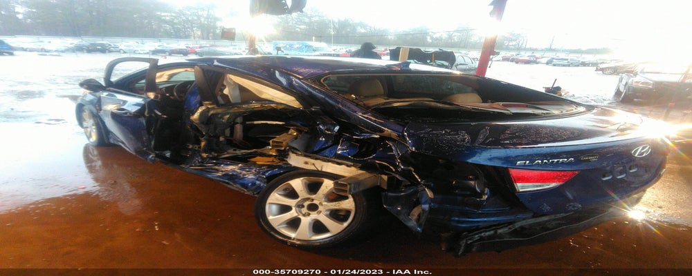 KMHDH4AEXDU520518 2013 HYUNDAI ELANTRA photo no. 3