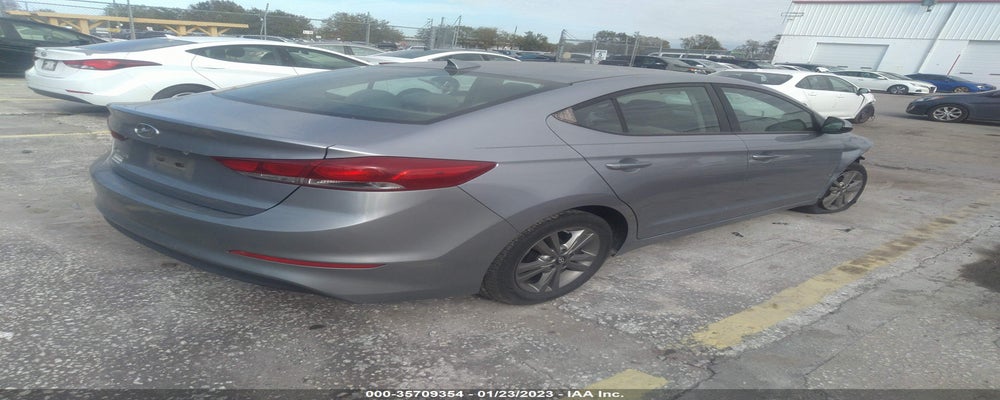 5NPD84LF7HH013571 2017 HYUNDAI ELANTRA photo no. 4